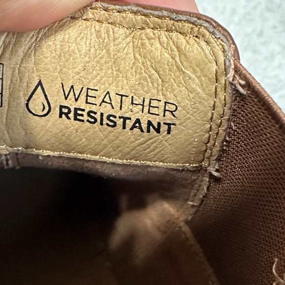 Vionic Women's Kaufman Tan Leather Ankle Booties - Picture 13 of 14